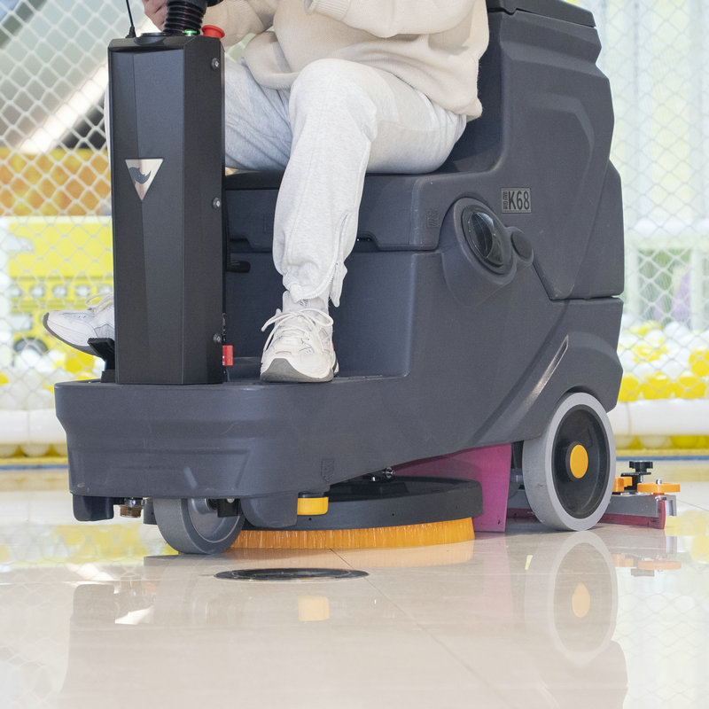 เครื่องขัดพื้นแบบนั่งขับสำหรับ - Ride On Floor Scrubber 20 Inch บทวิจารณ์และราคา